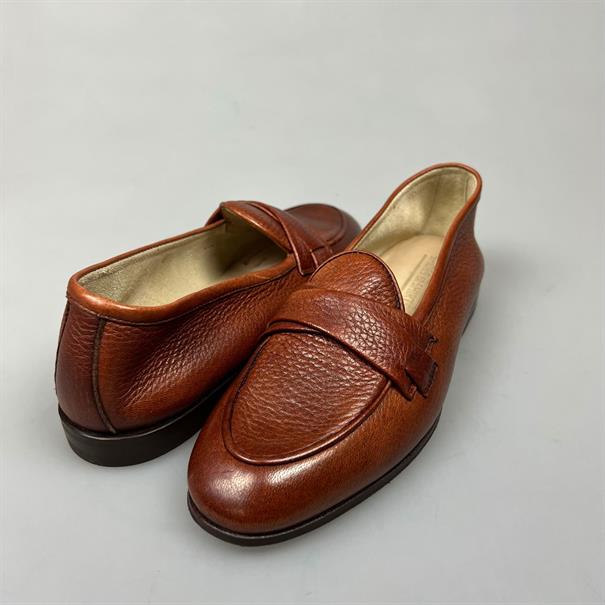 Shoes & Shirts Jackie butterfly loafer