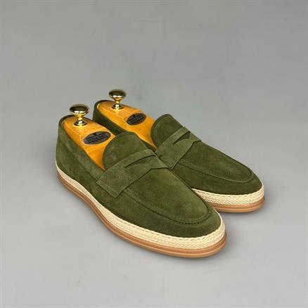 zoeken Jolly Bloesem Shop Tod's directly online at Shoes & Shirts or visit our shop in  Maastricht.